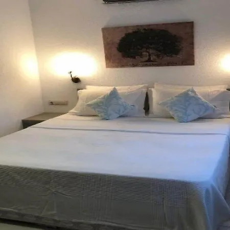 Tash Mekan Αλακάτι