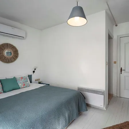 Hotel Tash Mekan 3*