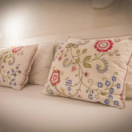 Tash Mekan Hotel 3*