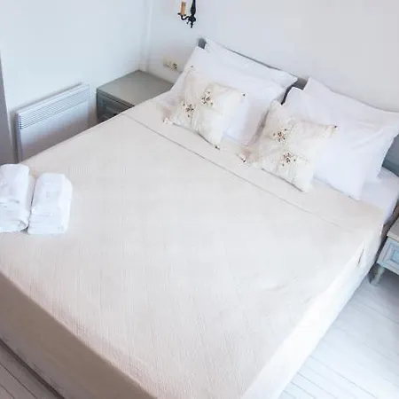 Tash Mekan Πανδοχείο